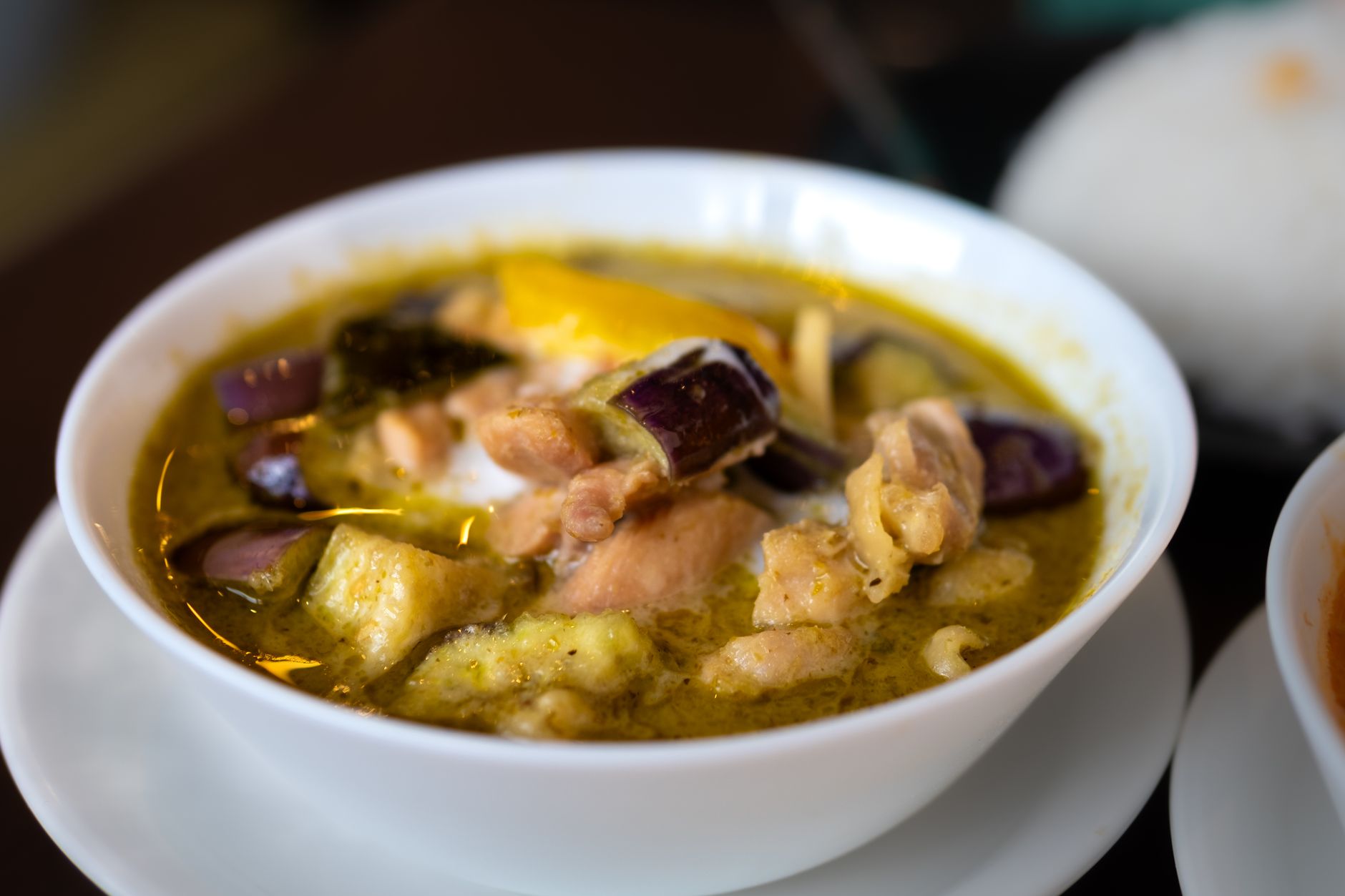 Zöld curry csirke – Thaiföld aromás kókusztejes különlegessége