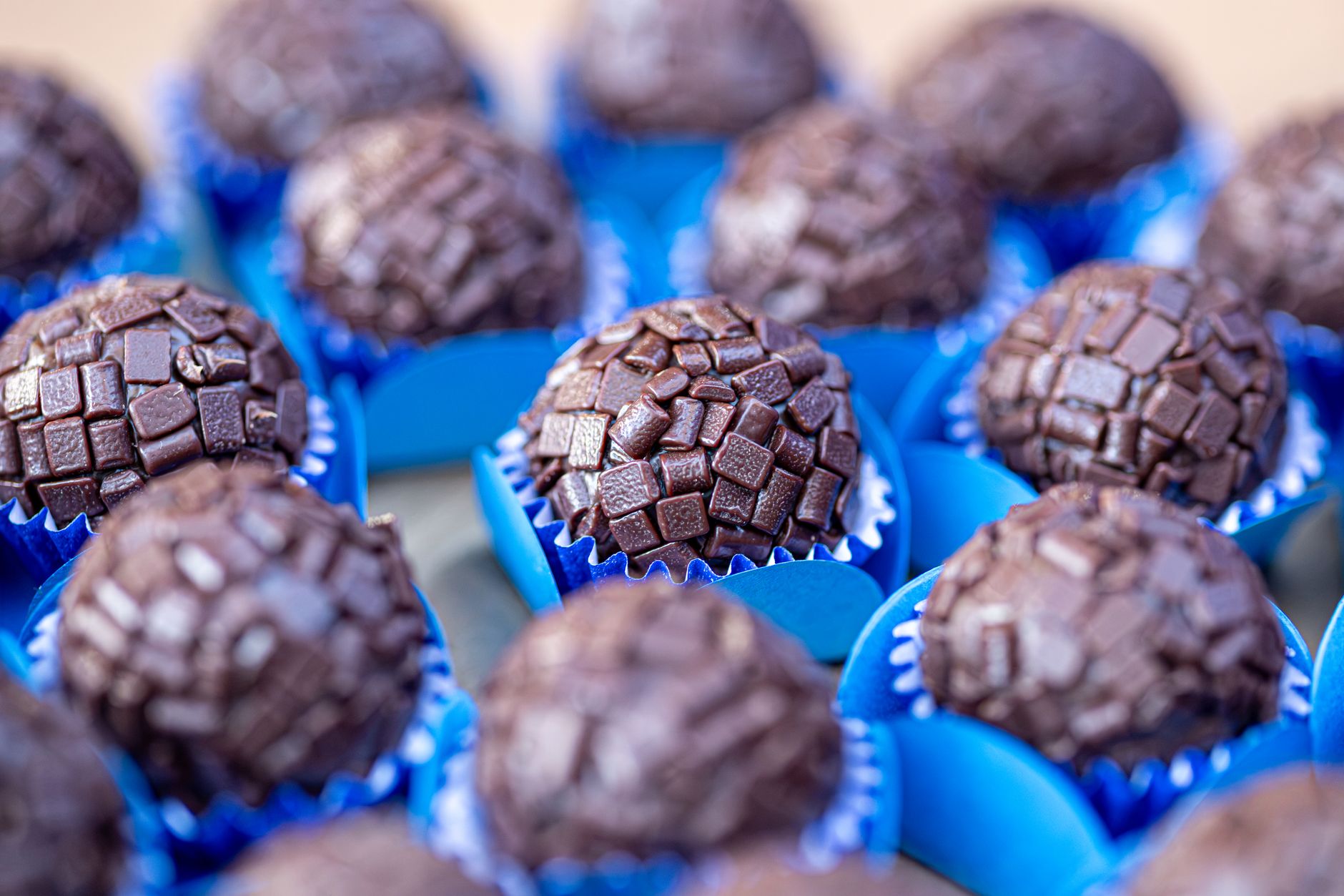 Brigadeiro: A brazíl nemzeti csokigolyó egyszerű receptje